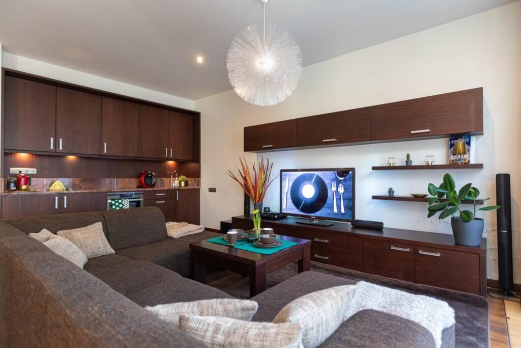 Cozy River-Side Apartment Right In Riga Exterior foto